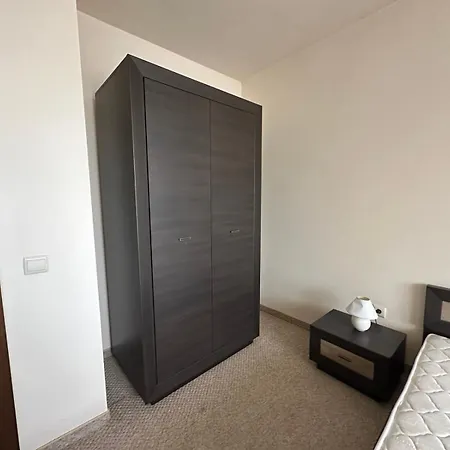 Royal Towers Lift Area Appartement *